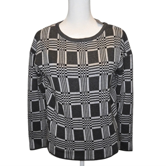 Lety & Me Black and Gray Sweater Size XSP - Picture 1 of 10